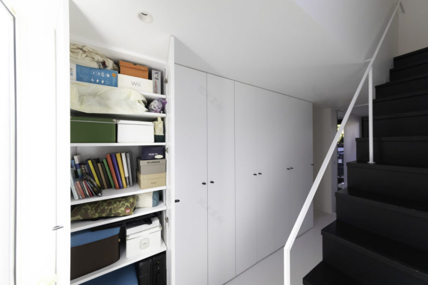 猫たちのお気に入りがいっぱい 適度な距離感で住まう大人4人と猫6匹の快適生活 | Architecture | 100%LiFE-9