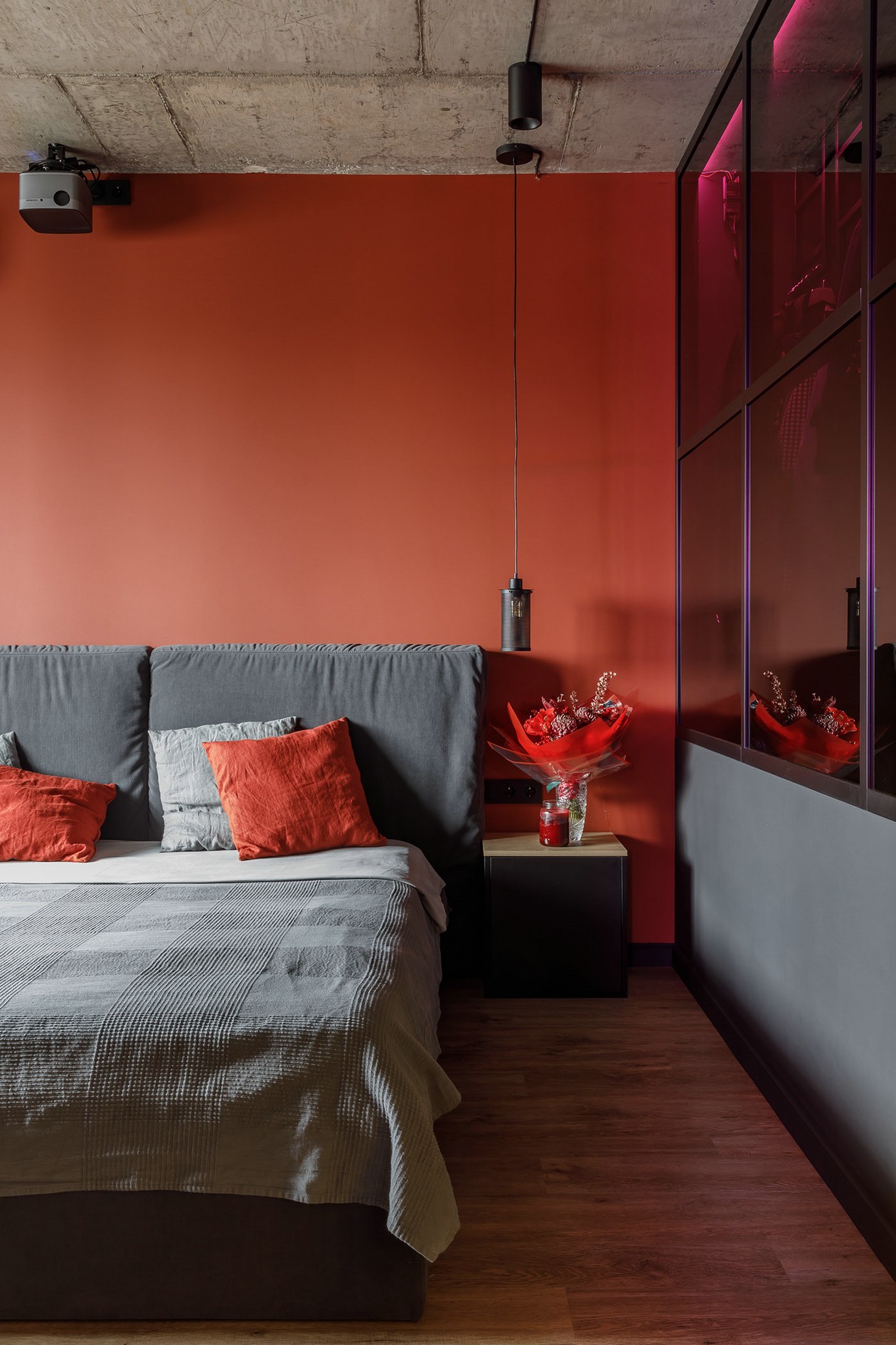 充满阳刚之气的单间公寓-9