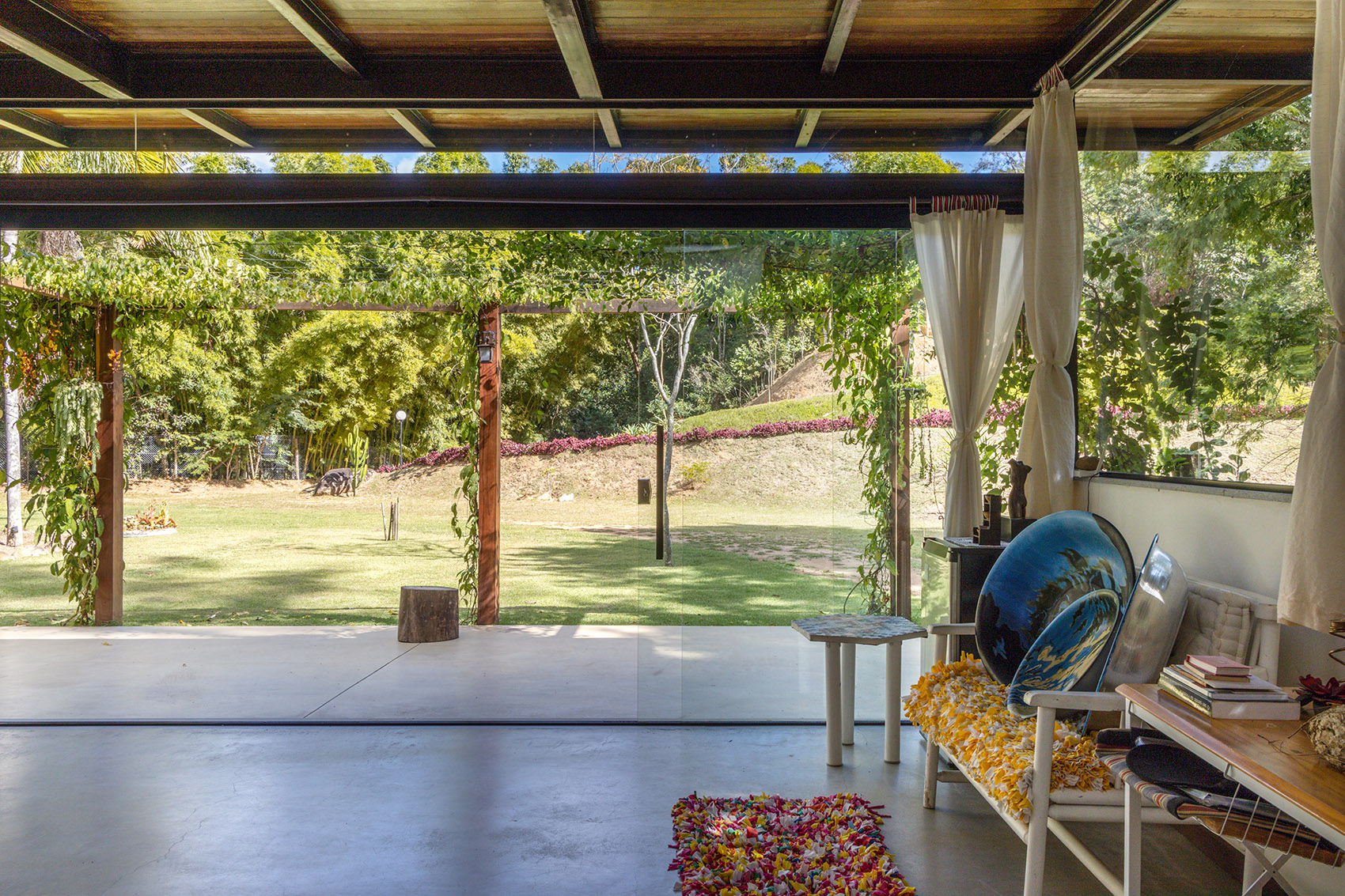 Videiras山谷中的住宅，巴西 / Rodrigo Simão Arquitetura-111