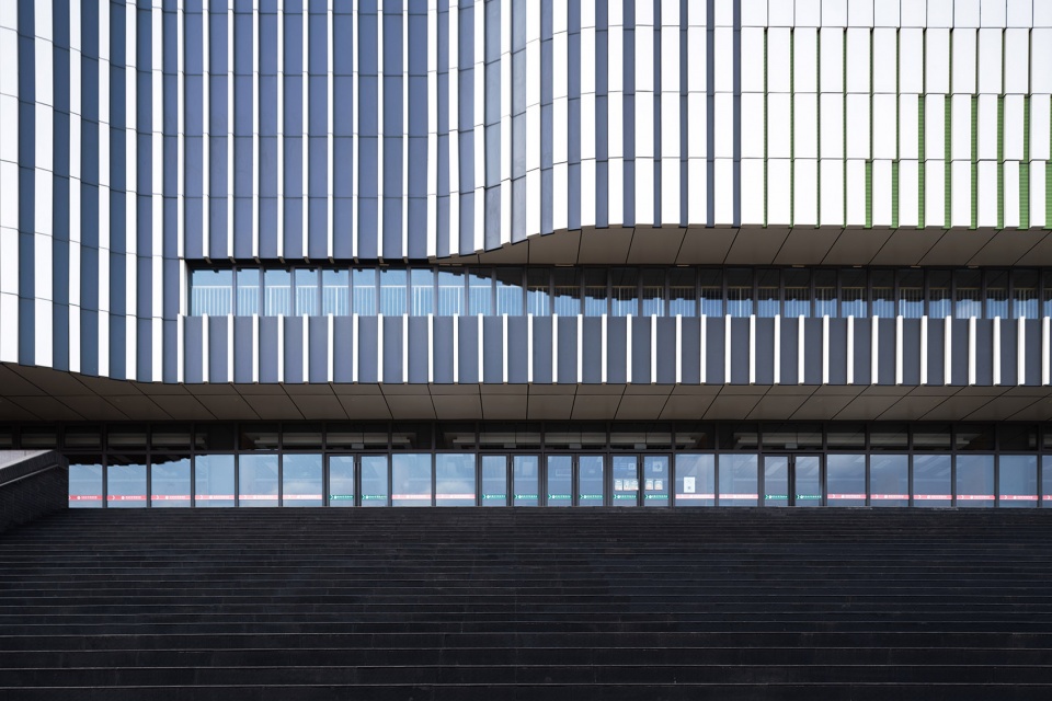 龙泉中学体育馆 | 高效利用空间的多功能设计典范-36