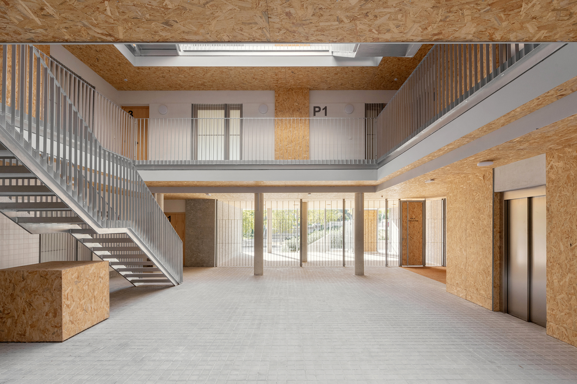 24 AFFORDABLE HOUSING UNITS IN IGUALADA / 4RQ ARQUITECTURA +M ARQUITECTES-32
