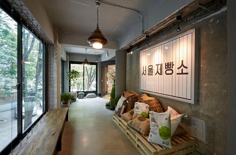 首尔甜品店，现代风 100 平住宅烘焙坊设计-5