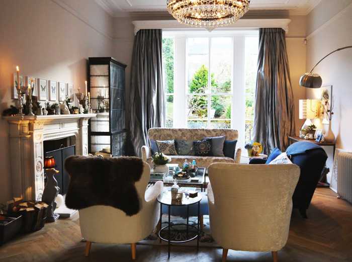 爱丁堡独特温馨的圣诞小镇住宅设计-1