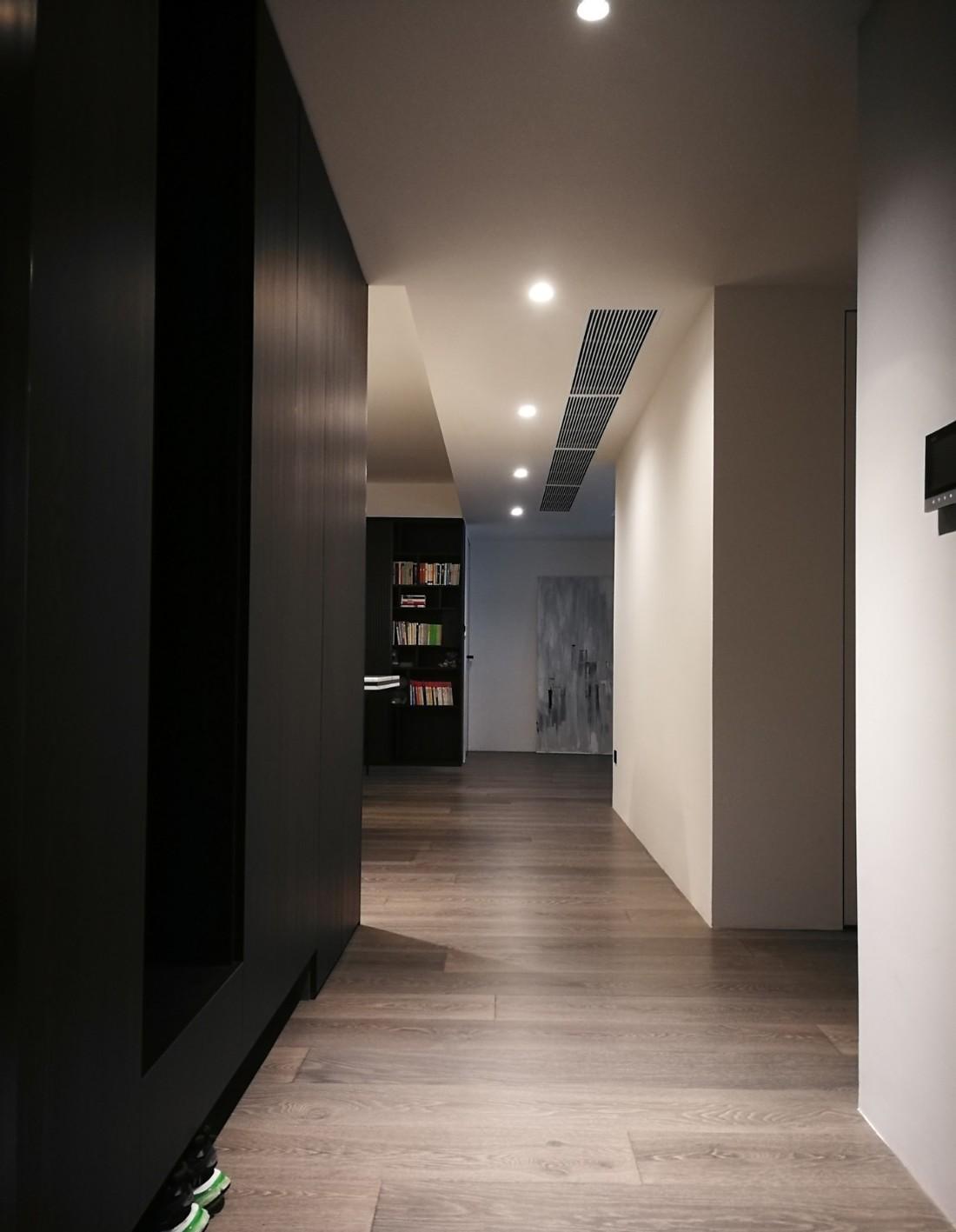 FunHouse 方室设计丨平层丨打破户型定式,楔进书房空间-8