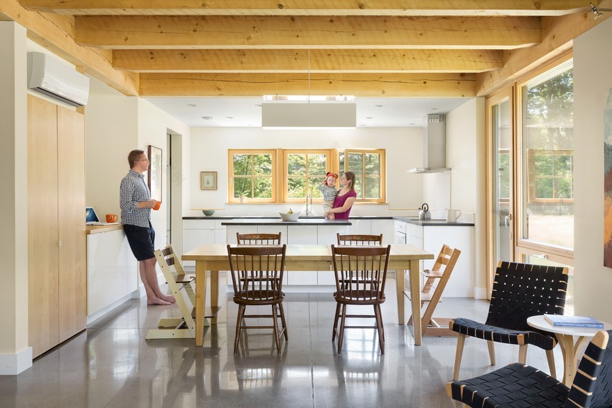 Hayfield House Features Traditional Forms and Modern Interior Design-15