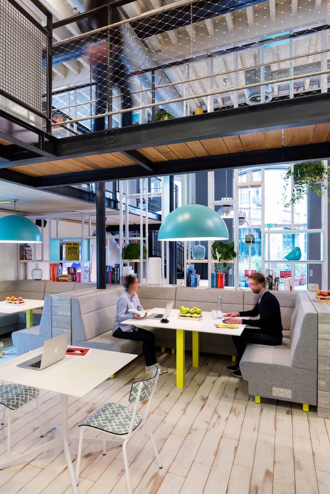 Deskopolitan  MoreySmith-42