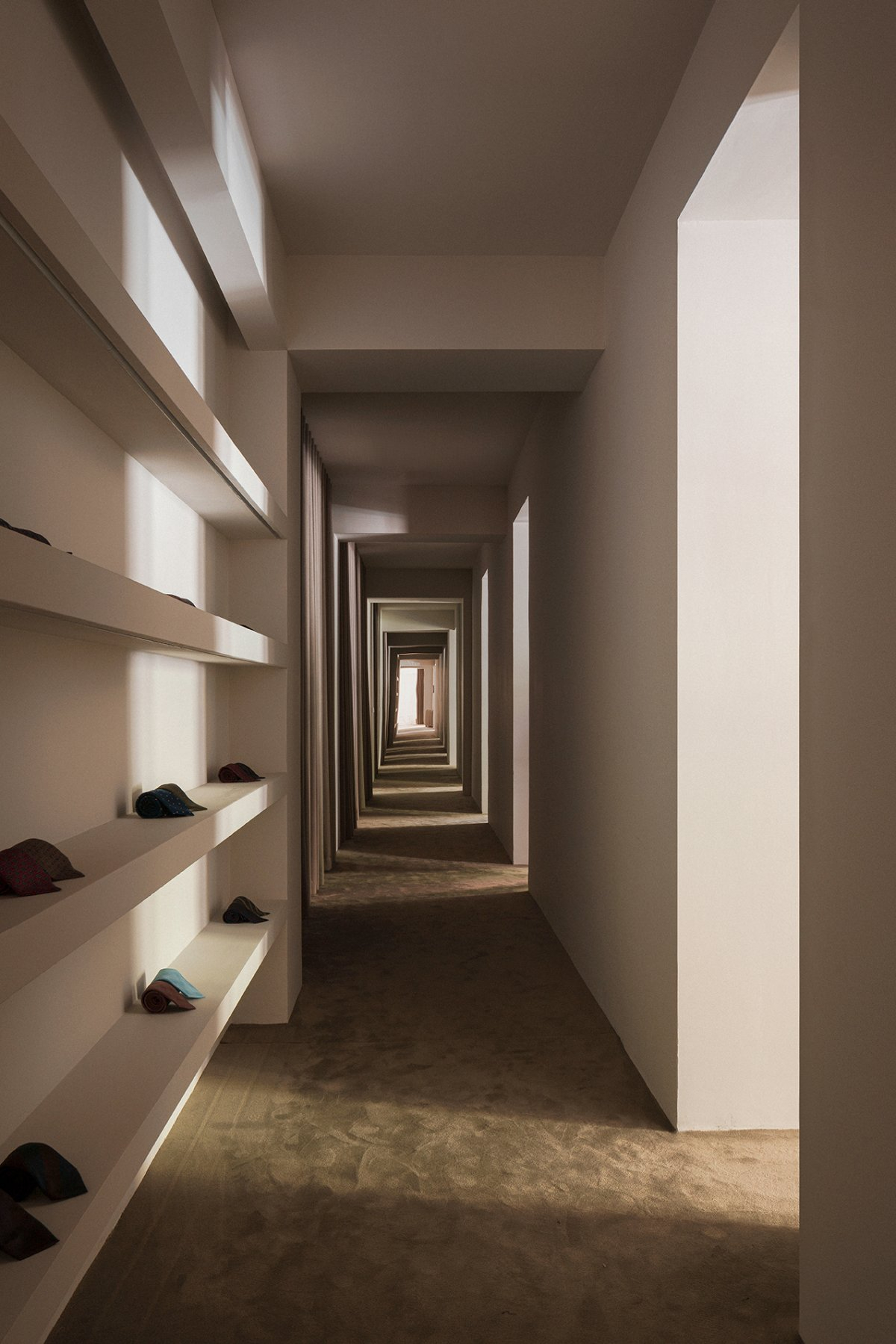 Bund 马德里旗舰店丨西班牙马德里-8