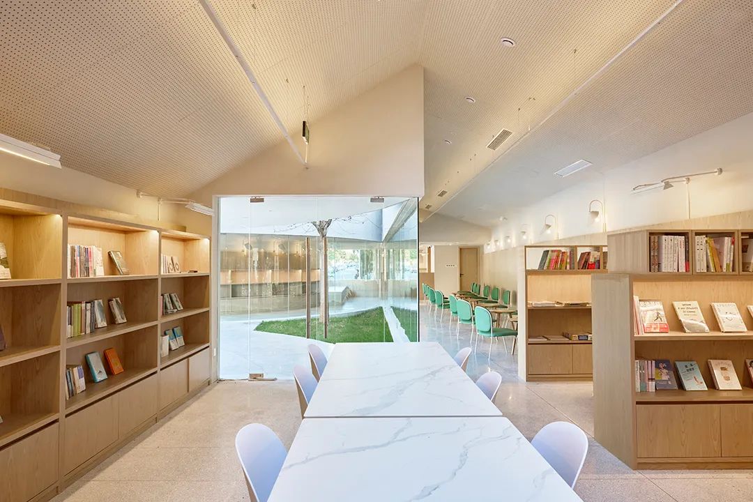 场域建筑工作室人人书屋,润合花园书屋丨中国信阳-103