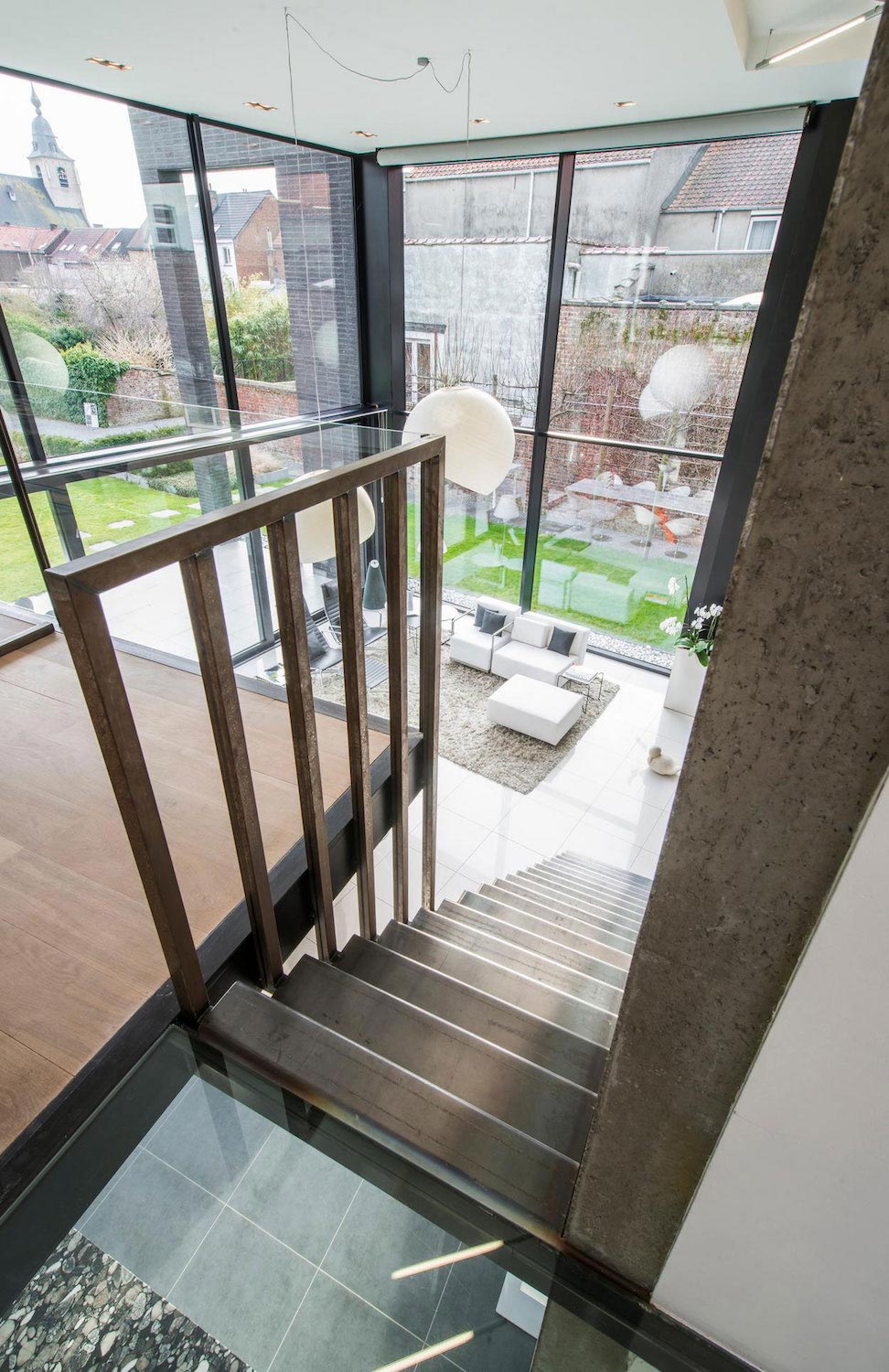 比利时阿尔蒂普改造面包店为明亮通风之家-32