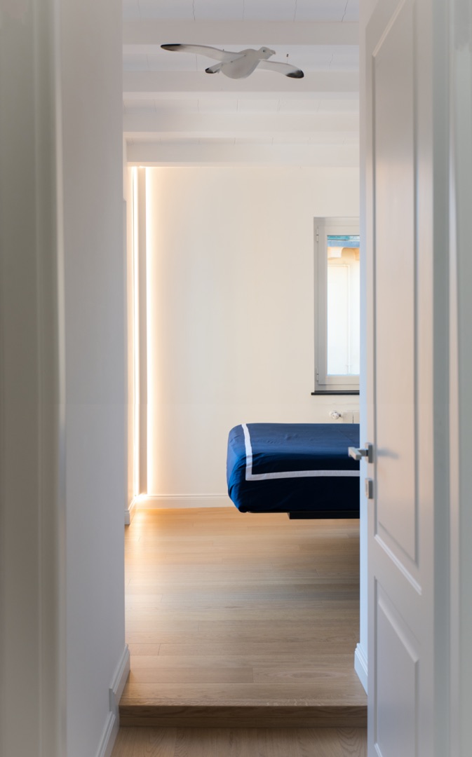 简约经典,连接内外的 900 平米公寓设计-13