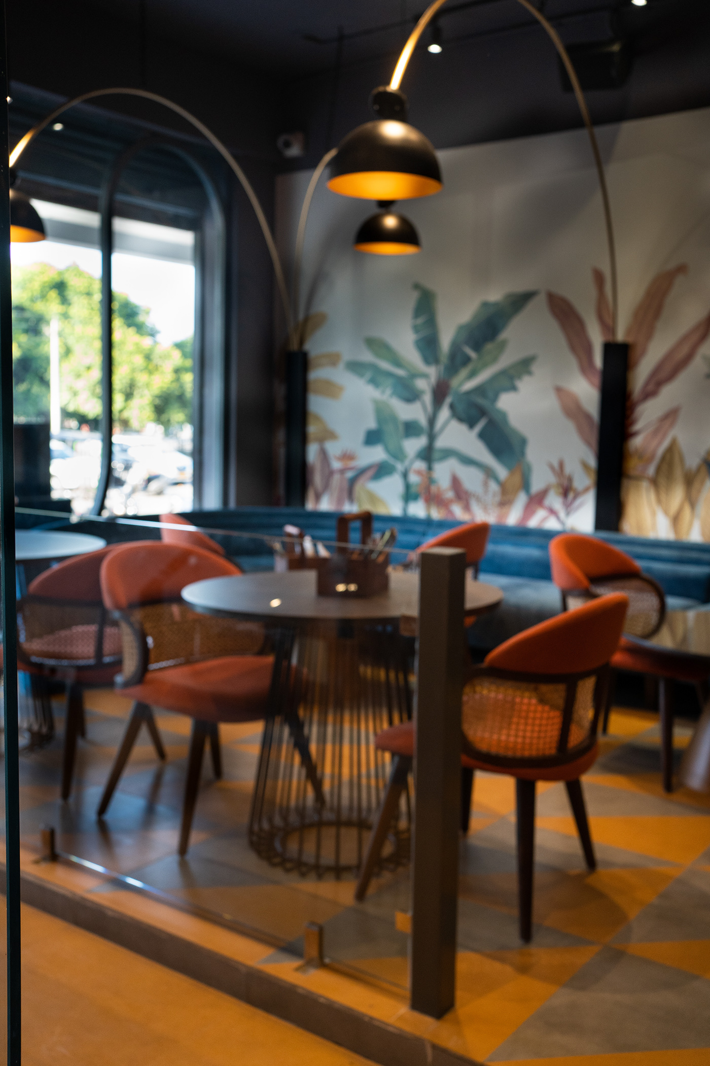 Anastasiya Gushchina丨西餐厅丨Housey (interior shoot)-1