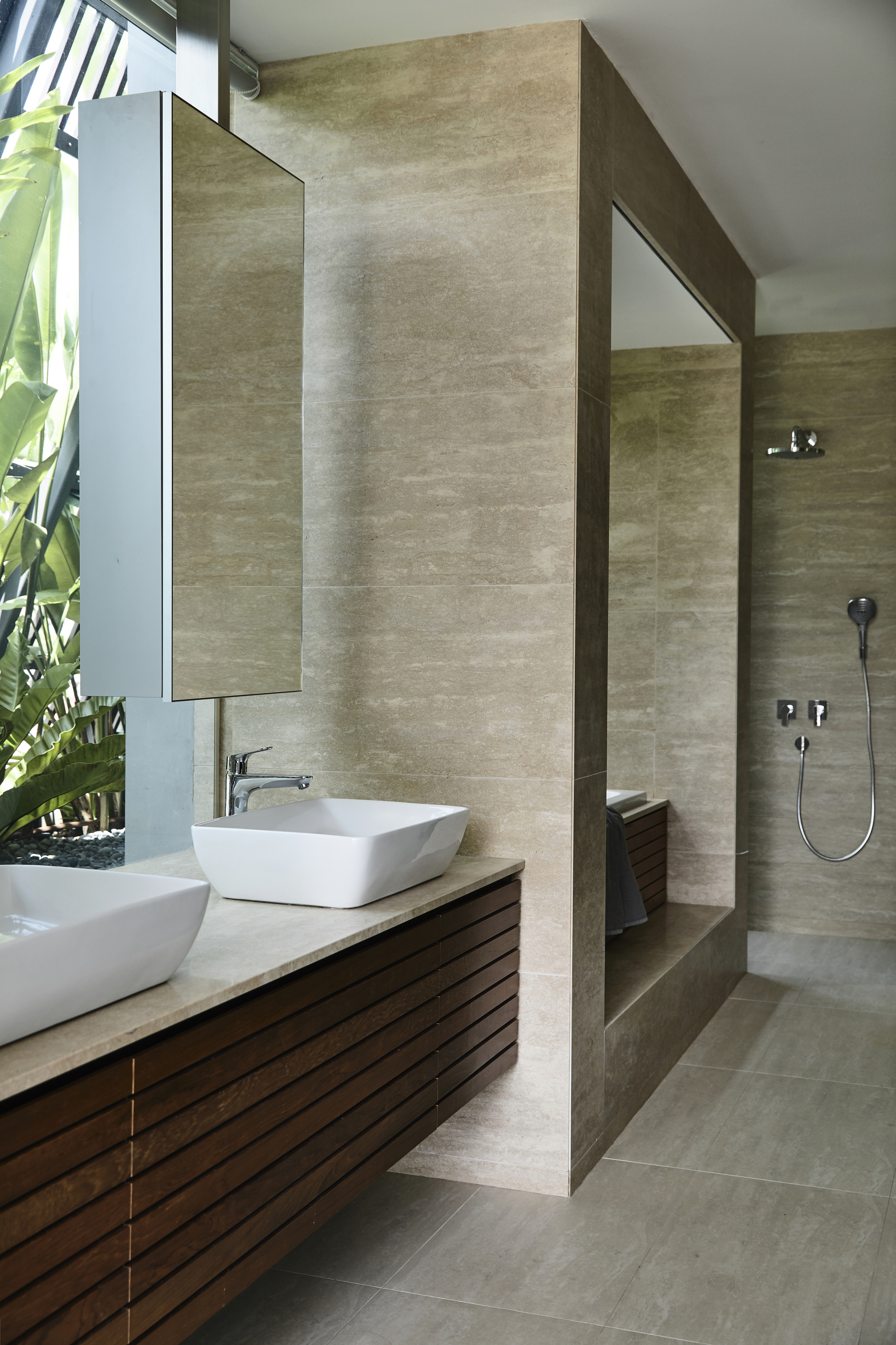 绿意盎然的自然共生别墅-13