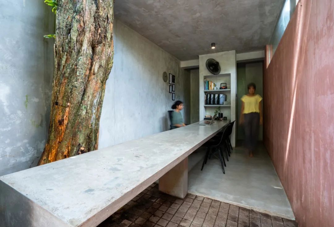 50 年老宅变多元工作室丨勾勾手设计网-17
