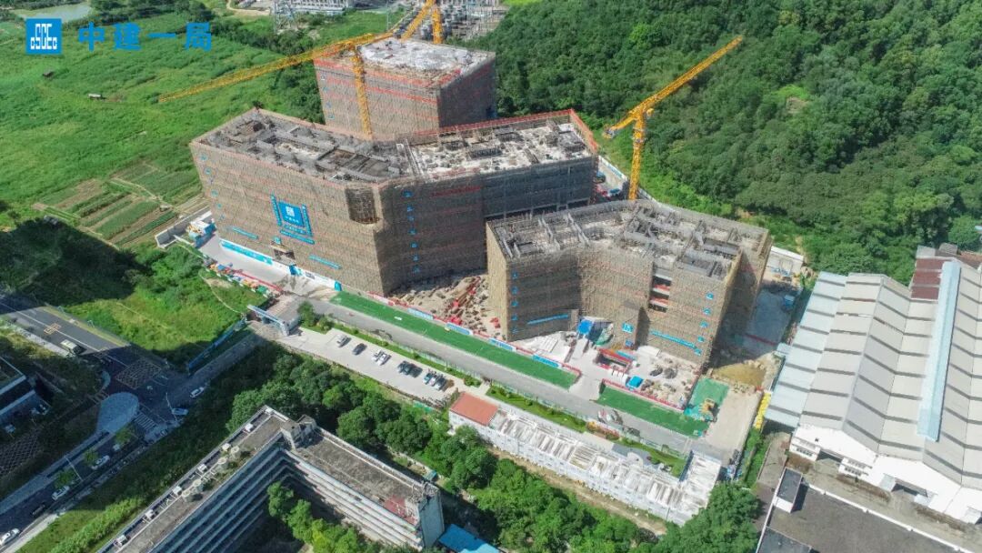 “国之重器”助力健康中国！中建一局承建的深圳医学科学院及深圳湾实验室I标项目主体结构封顶-53