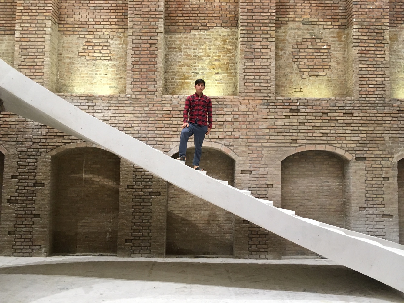 伊朗德黑兰 Argo 当代艺术博物馆-52