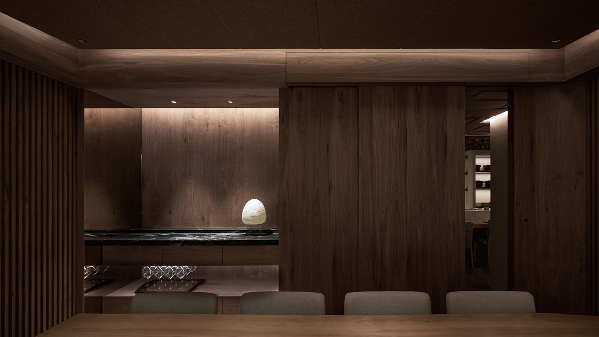 街區中的一隅秘境：演繹沈浸式現代日式美學，開啟五感饗宴的割烹料理空間 —「掬·Kiku」 — Hey!Cheese-13