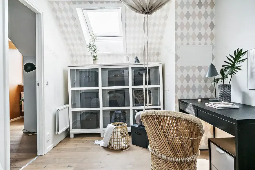 瑞典灰调复式公寓设计,中世纪城市美景尽收眼底-13