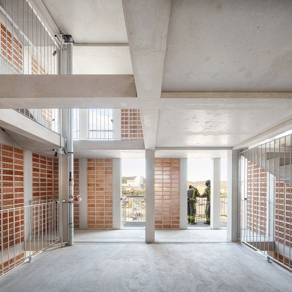 Vall d’Hebron 消防训练塔丨西班牙巴塞罗那丨Carles Enrich Studio-43