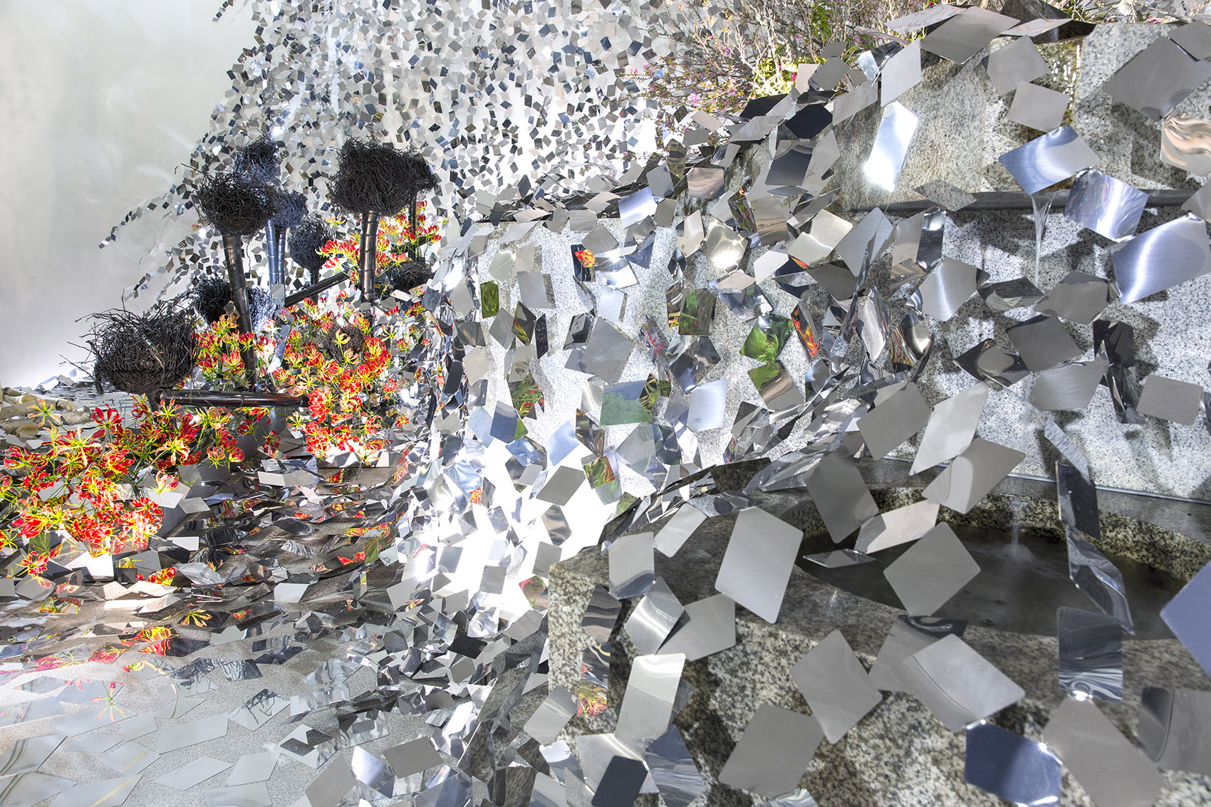 常青藤万花筒,花艺学校的展示空间 / nendo-49