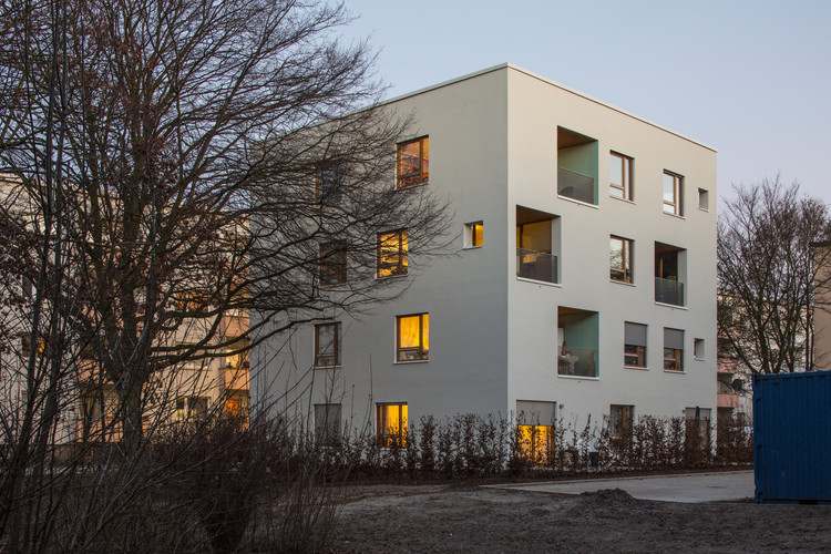 不来梅立方体 · 模块化预制木材系统实现多样化住房组合-1