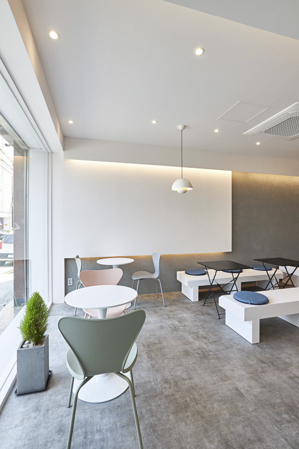 现代简约的 16 平米咖啡厅室内设计-16