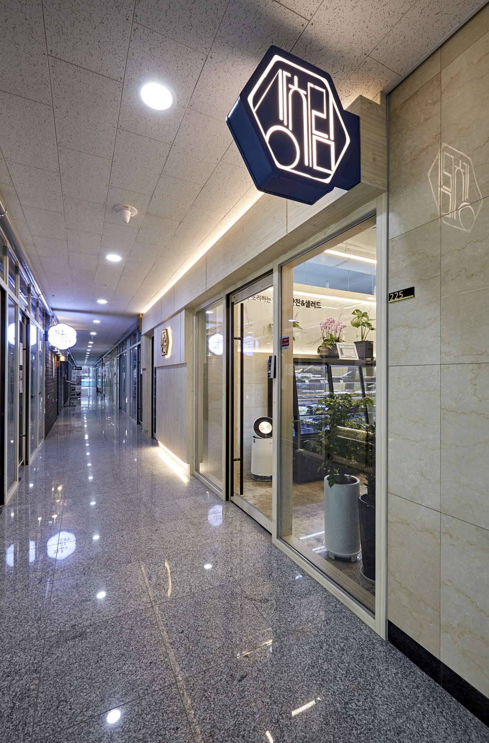 14 平简约小餐厅，成本低至萬元-10