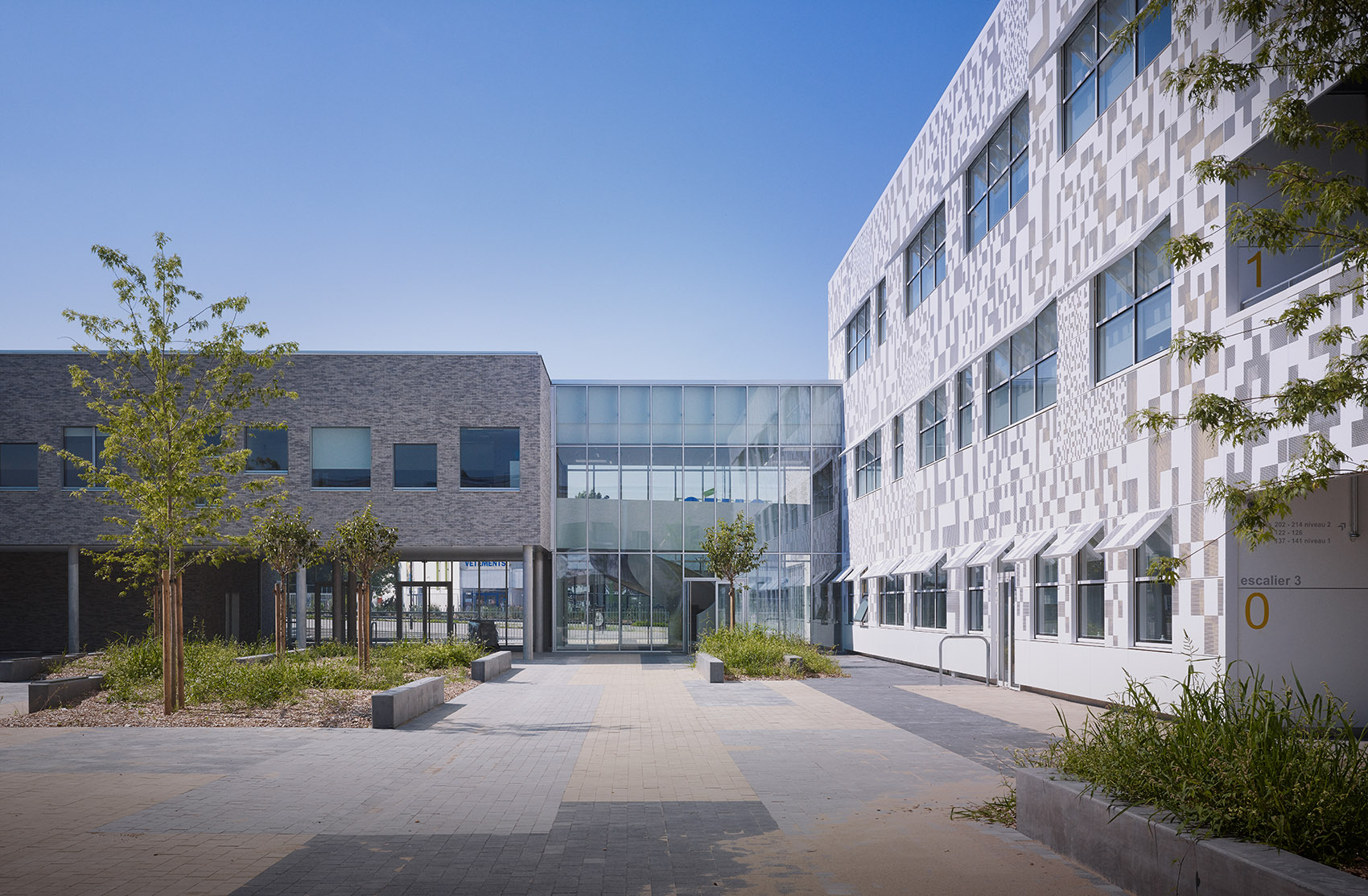 法国 Lucie Aubrac 中学丨Coldefy-18