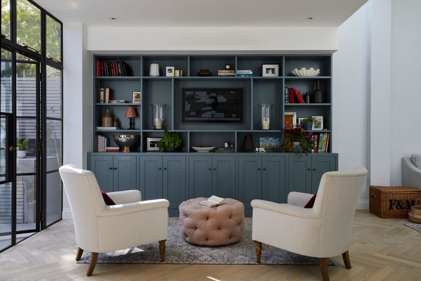 
      Imperfect Interiors
    -5