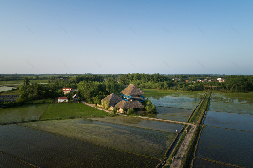 加迪姆胡恩生态小屋度假村丨伊朗丨Haft Shahr Aria-27