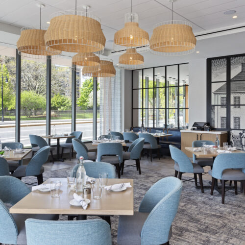 Hilton Garden Inn Boston - Brookline / CambridgeSeven-15