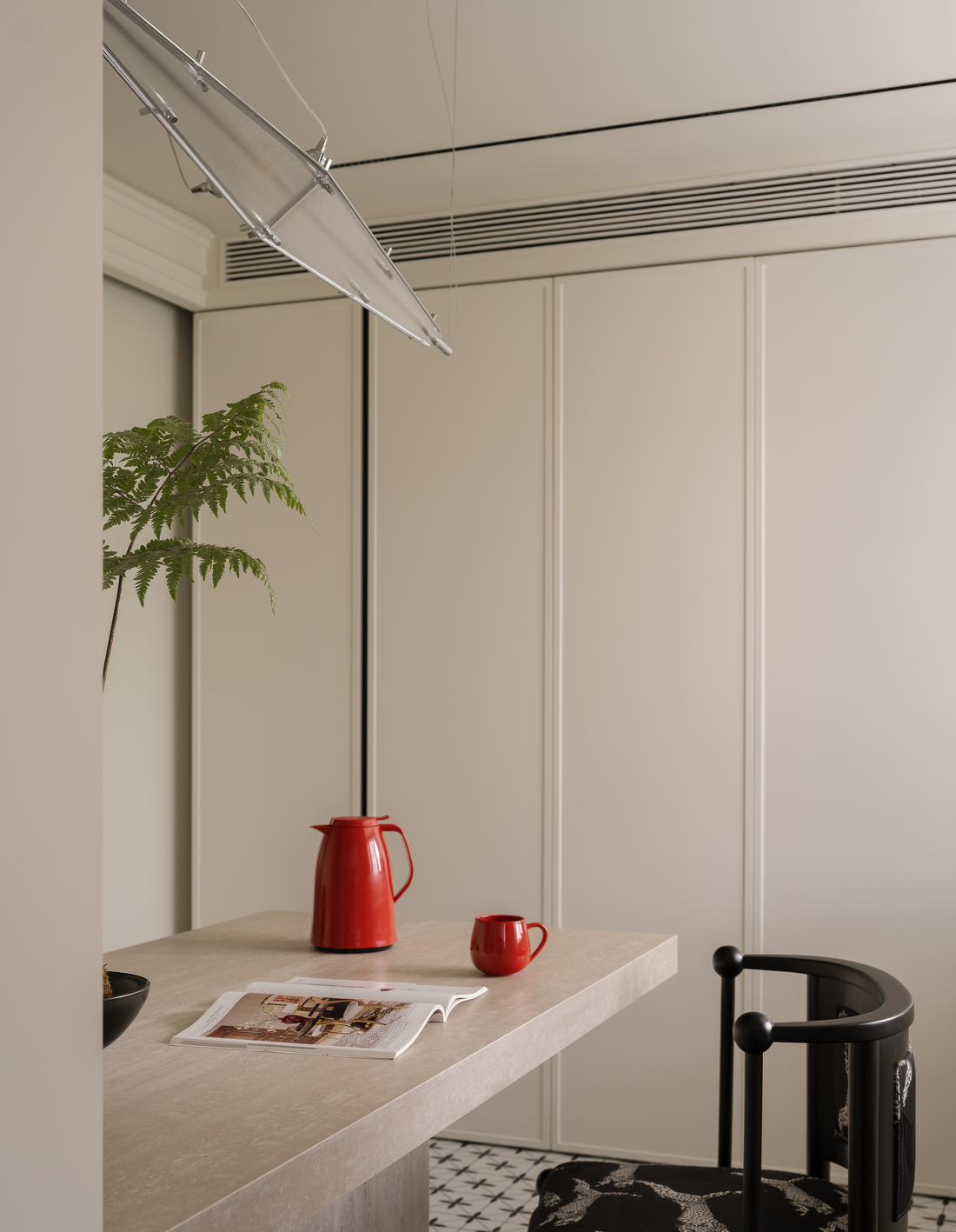 餐厨一体大洄游感知极简法式的浪漫与轻盈-53