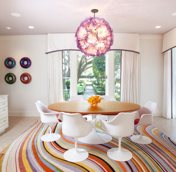 The Bloom that Doesn't Fade: Saarinen's Tulip Table and Chairs-14