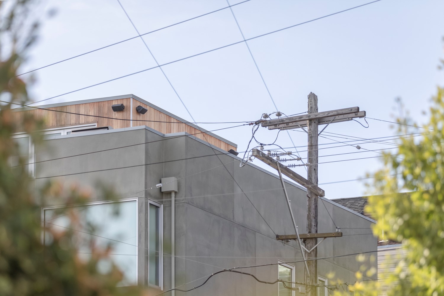 旧金山第 19 街住宅 | 颠覆空间体量的顶层公寓改造-5