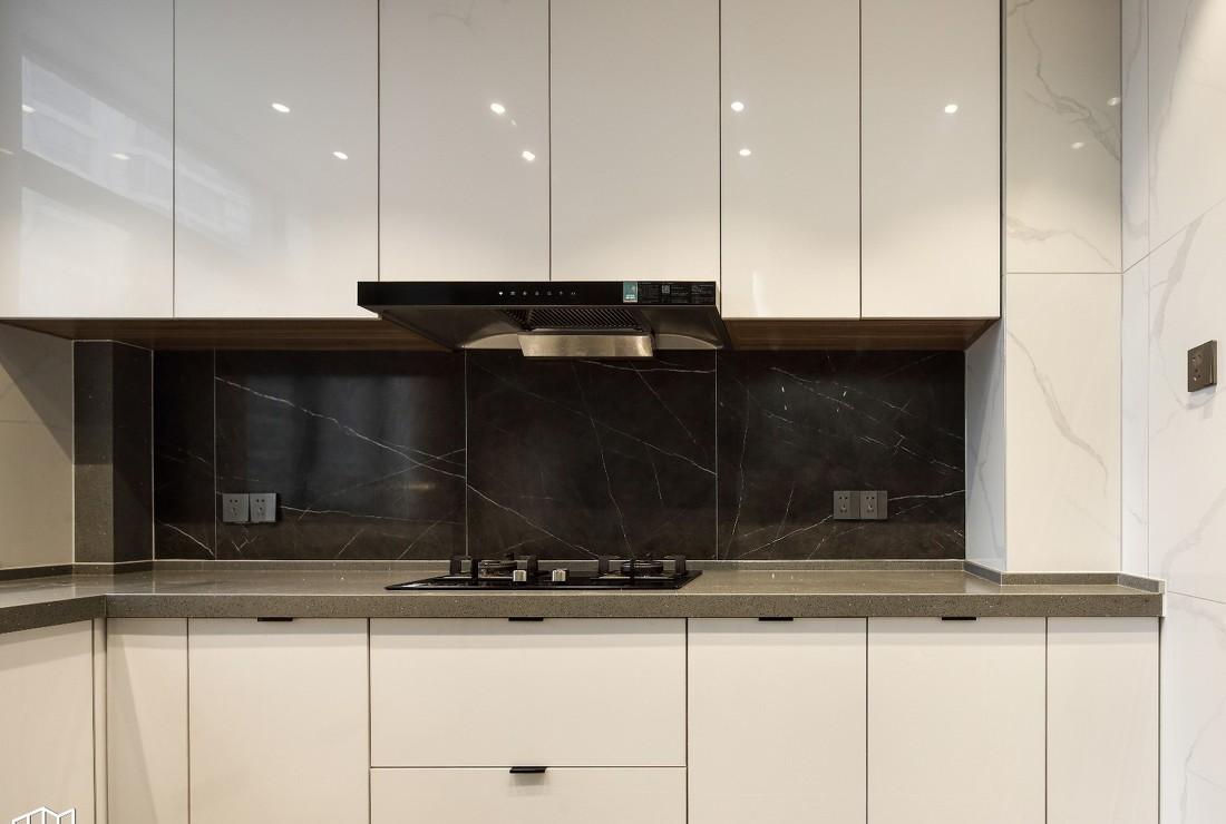 名本设计事务所丨平层丨名本设计 | 天际点燃的一盏灯-8