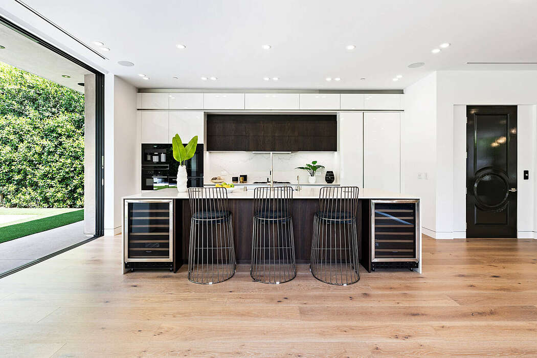 加州比弗利山庄的现代奢华住宅-6