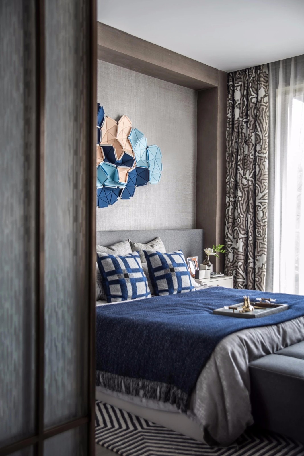 南京宝华山南麓高级灰现代风别墅设计-19