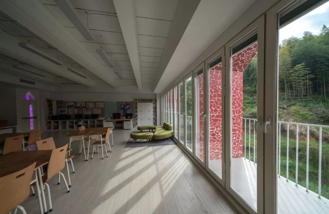 《我和我的家乡》好评如潮，杭州最美乡村小学也出圈了!-58