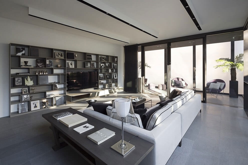 日本 Baqueratta 现代家居设计，开放式玻璃墙打造明亮空间-19