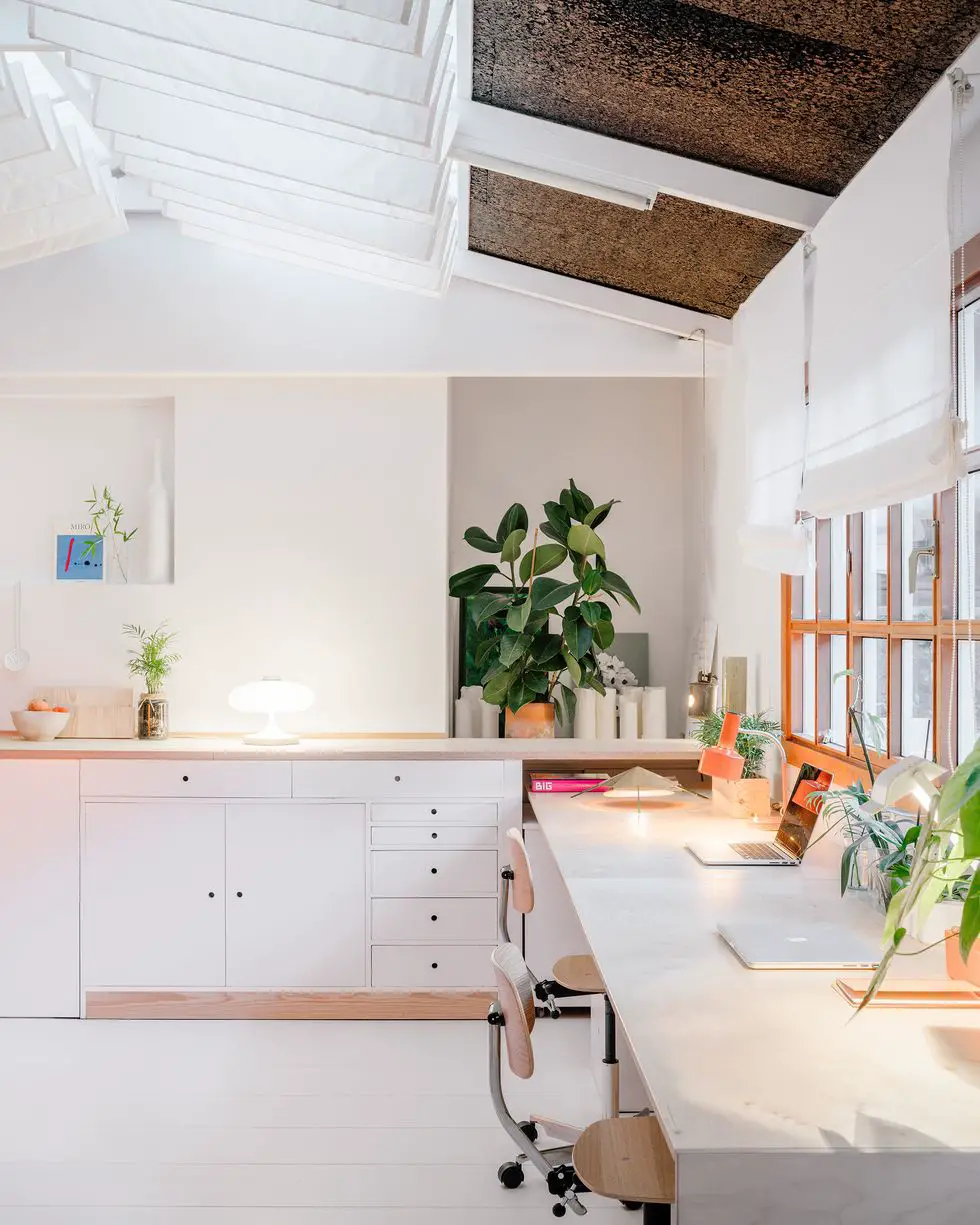 马德里 50m2 迷你之家 | 设计师巧妙运用镜子扩展空间-6