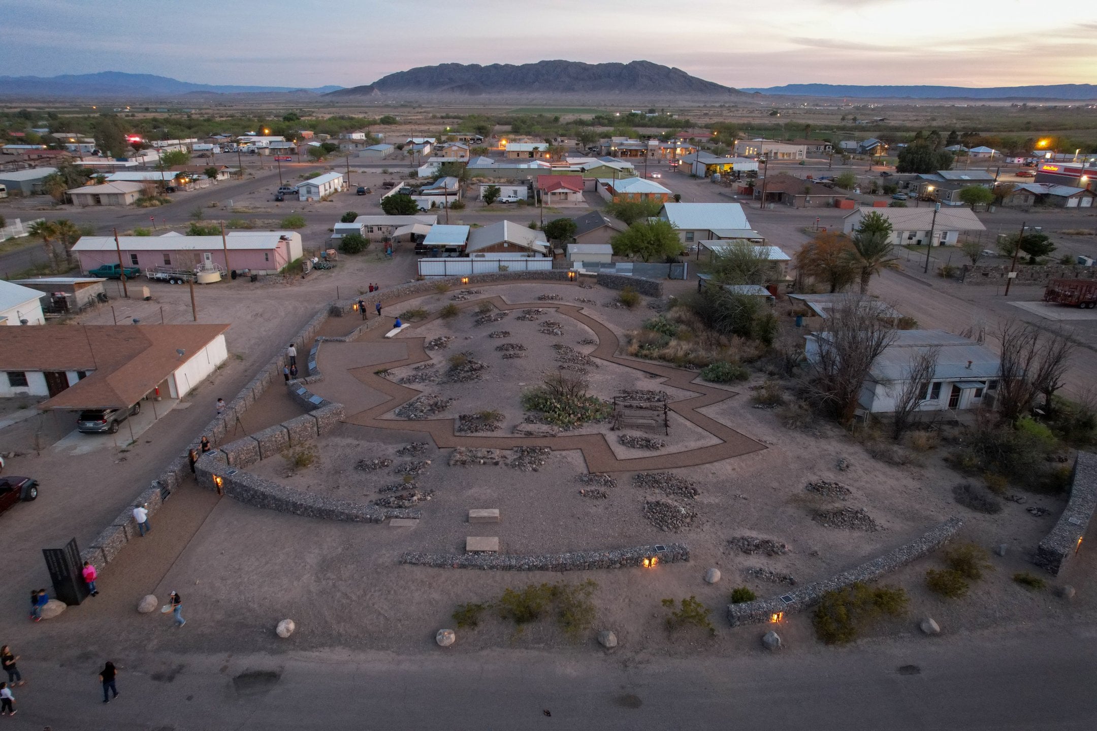 El Cementerio del Barrio de los Lipanes | MASS Design Group-0