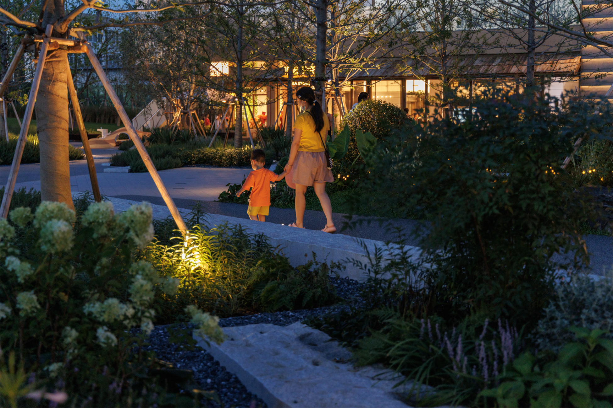 万科檐语间：城市中的原野 公园里的商业 / ROXin容心设计-26