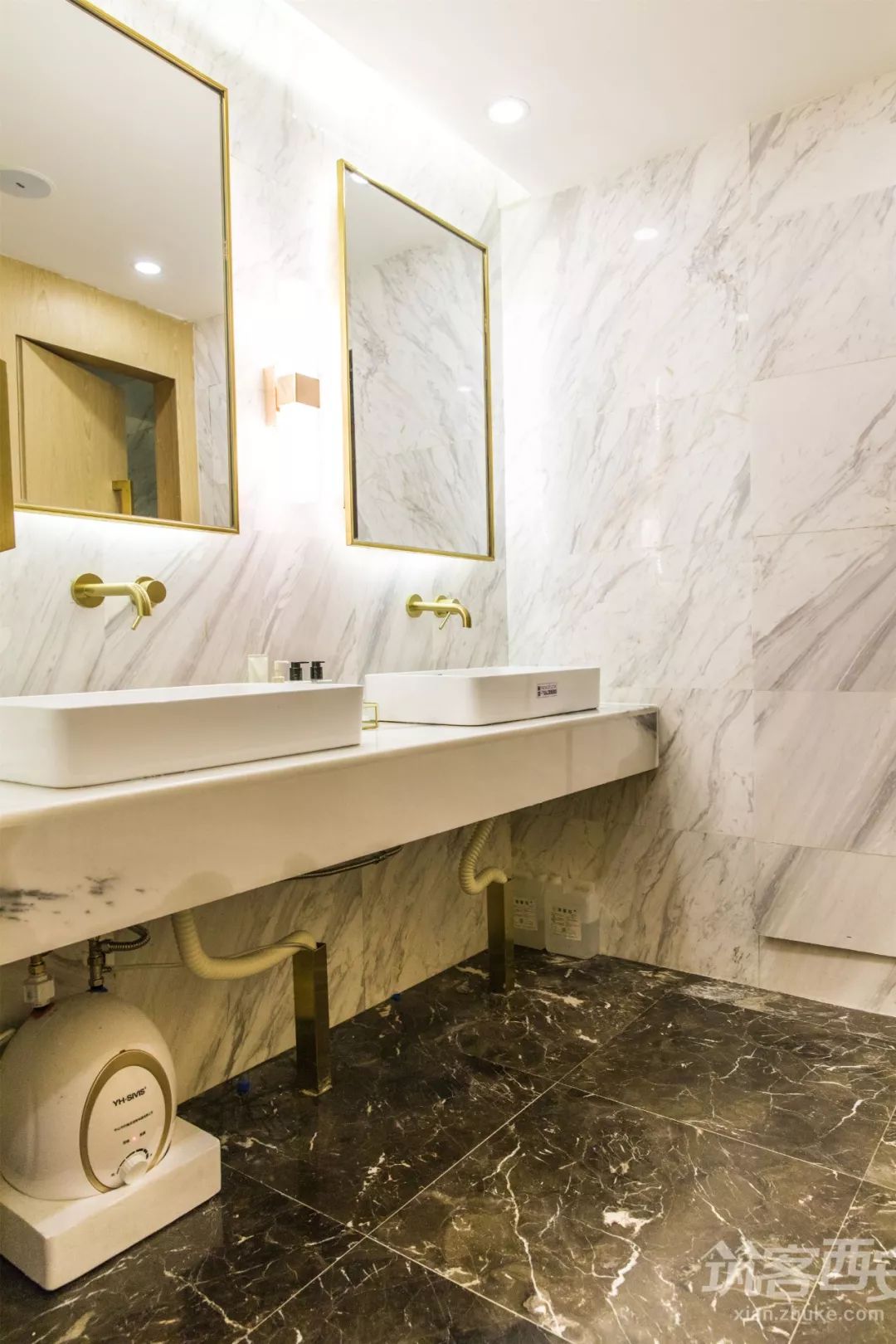 I CON U 科技理容中心,多功能空间设计典范-18