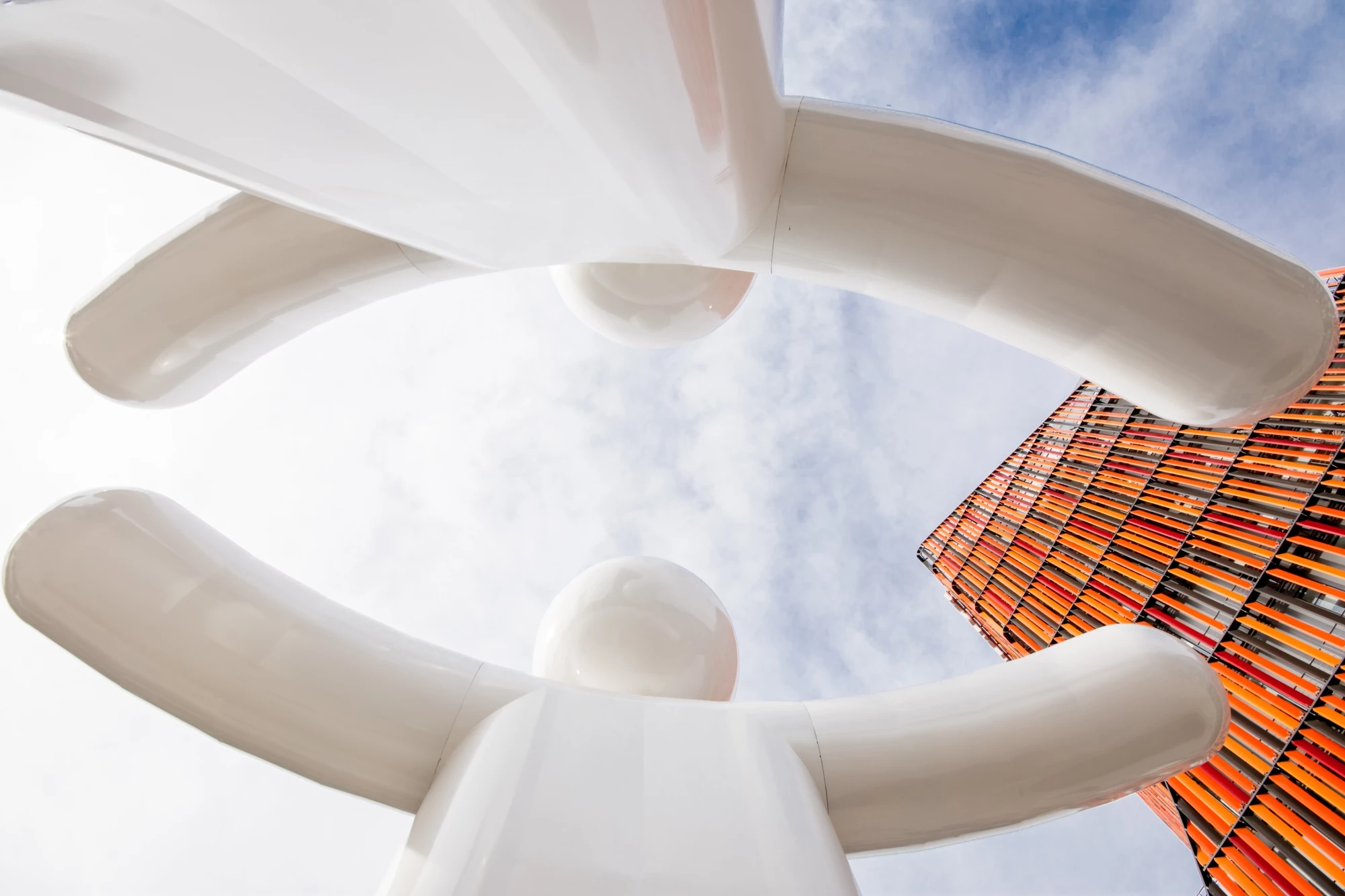 橙色大楼 · 创新,效率与愉悦的办公空间-33