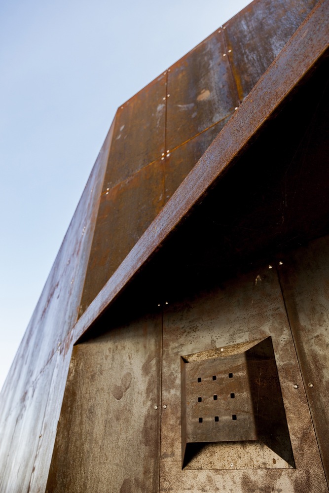 美国圣巴巴拉穿墙住宅-18