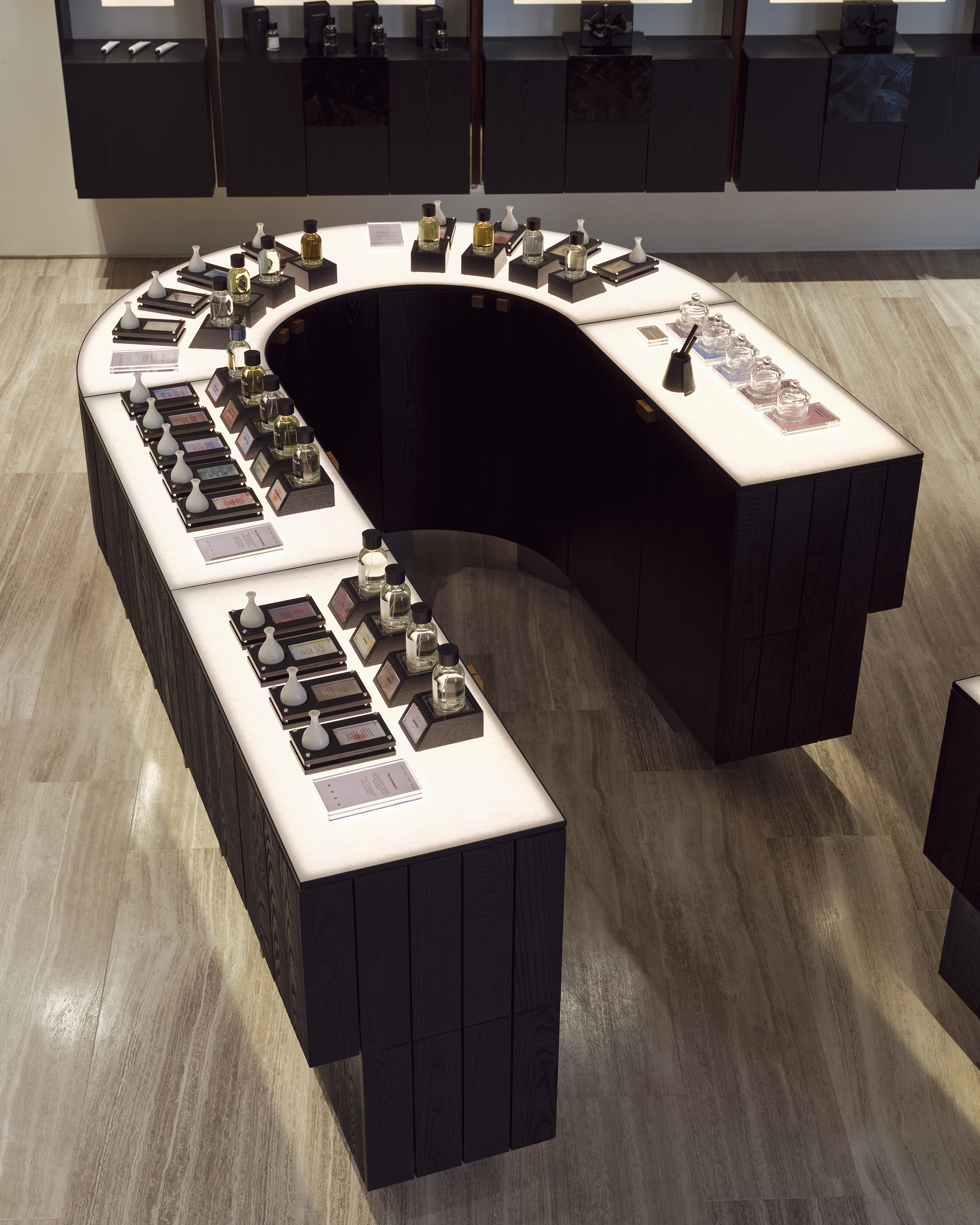 ELOREA Flagship Store,-20