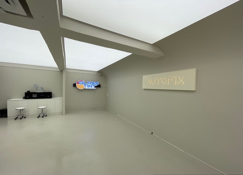 简约风格汽车美容店 营造舒适氛围-6