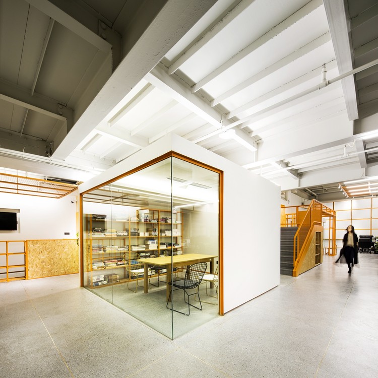 Belugadesign Office  ATMOperation-34