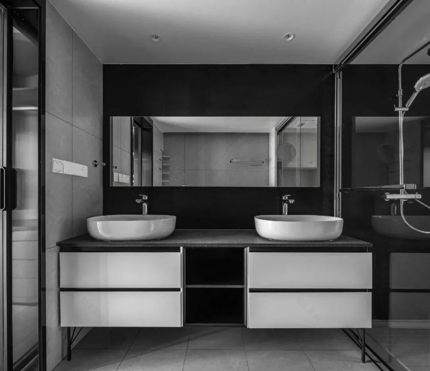 现代时尚大三代同堂之家,165 平大平层设计亮点解读-45