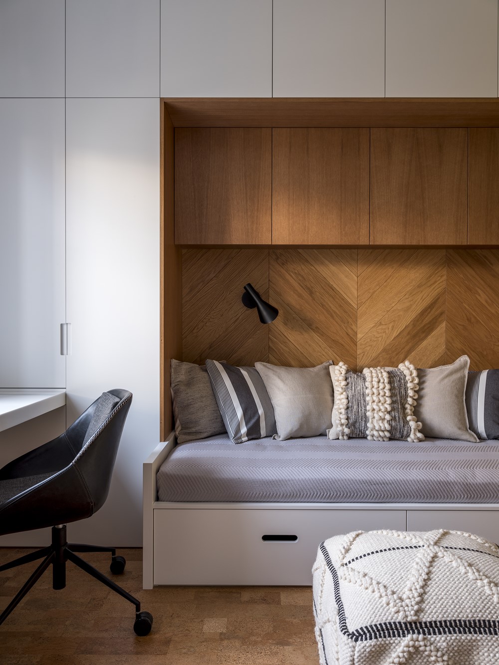 俄罗斯现代四口之家  Geometrium-25