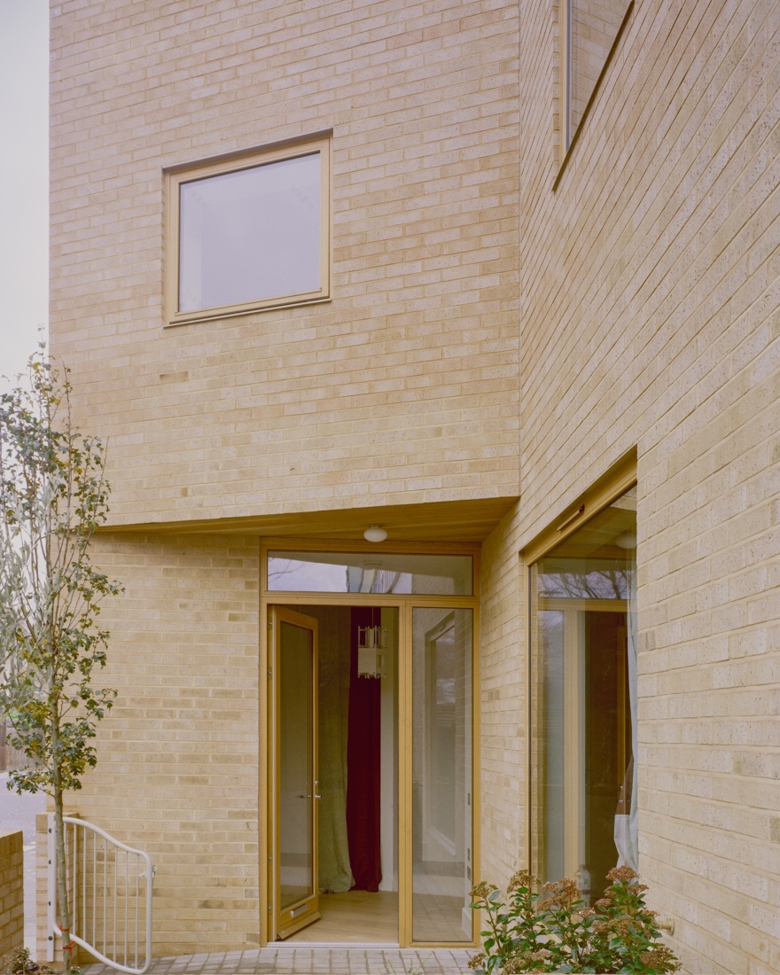 润达大厦(注:Runda可音译为润达,House常见可译为大厦,具体需结合实际情况,若Runda有特定含义,可能需调整) 丨英国丨Nikjoo Architects,Flawk-14